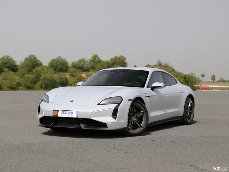 保时捷 Taycan 2024款 Taycan Turbo S