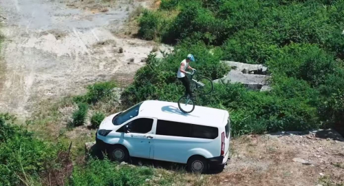 有挫折也有成功，福特新全顺车主李祖行的多面人生